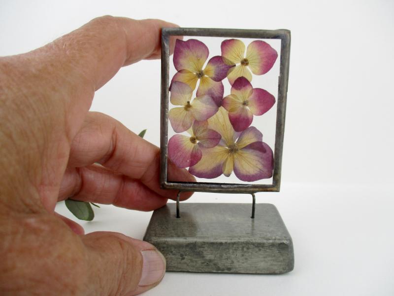 Ingelijste bloemen met standaard LSK03